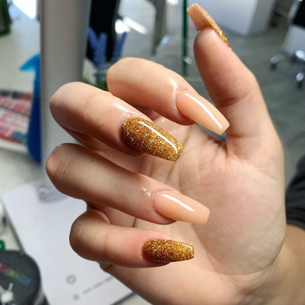 xr:d:DAFko685CnQ:27,j:2870310996636879569,t:23060204